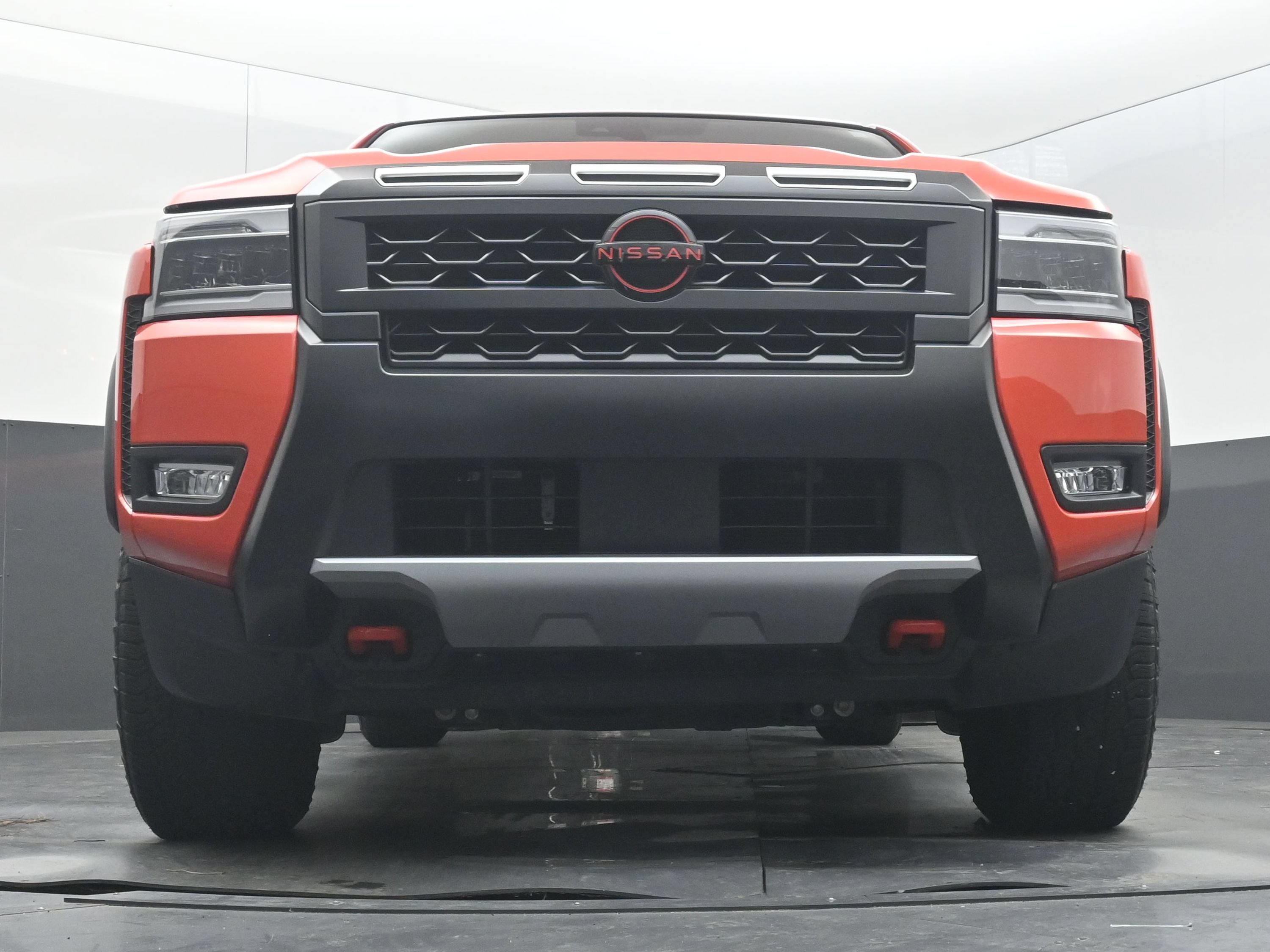 Used 2025 Nissan Frontier Pro-X RWD image 23