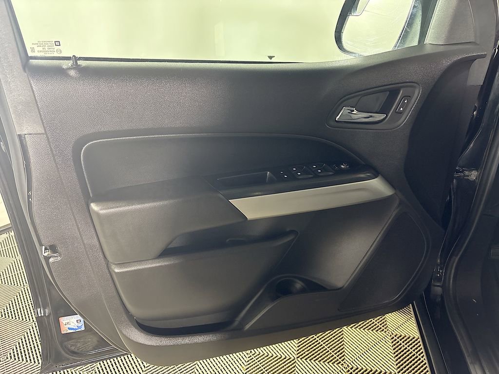 Used 2021 Chevrolet Colorado LT w/ Safety Package image 10