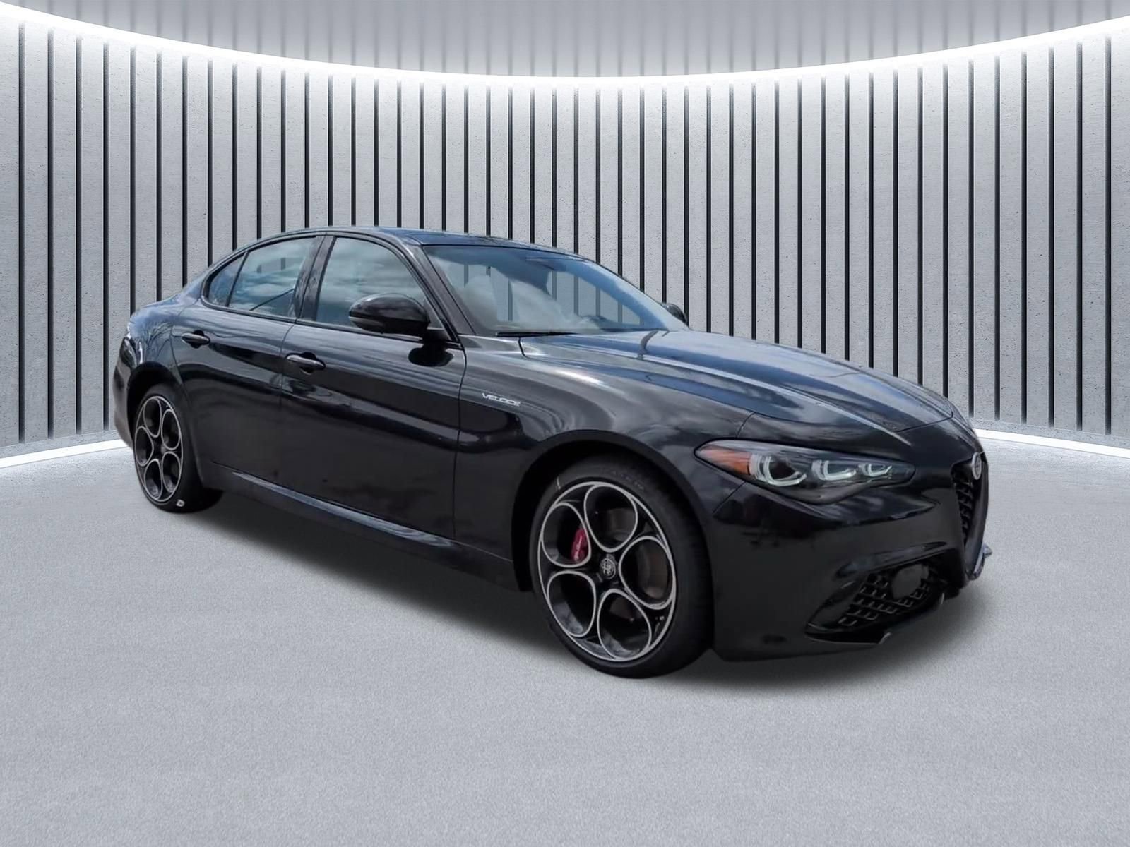 New 2026 Alfa Romeo Giulia AWD image 2