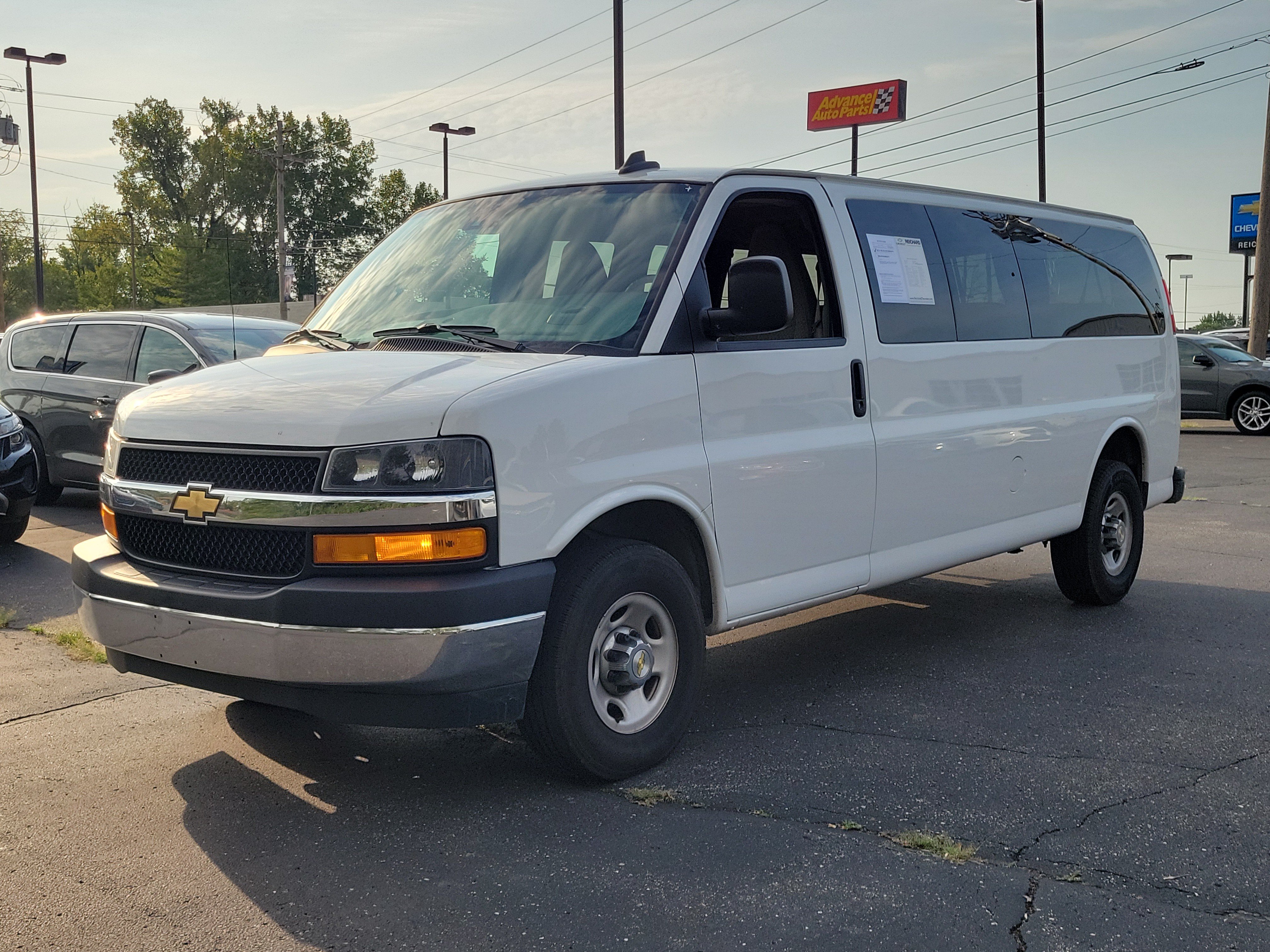 Used 2024 Chevrolet Express 3500 LT w/ LT Preferred Equipment Group RWD image 2