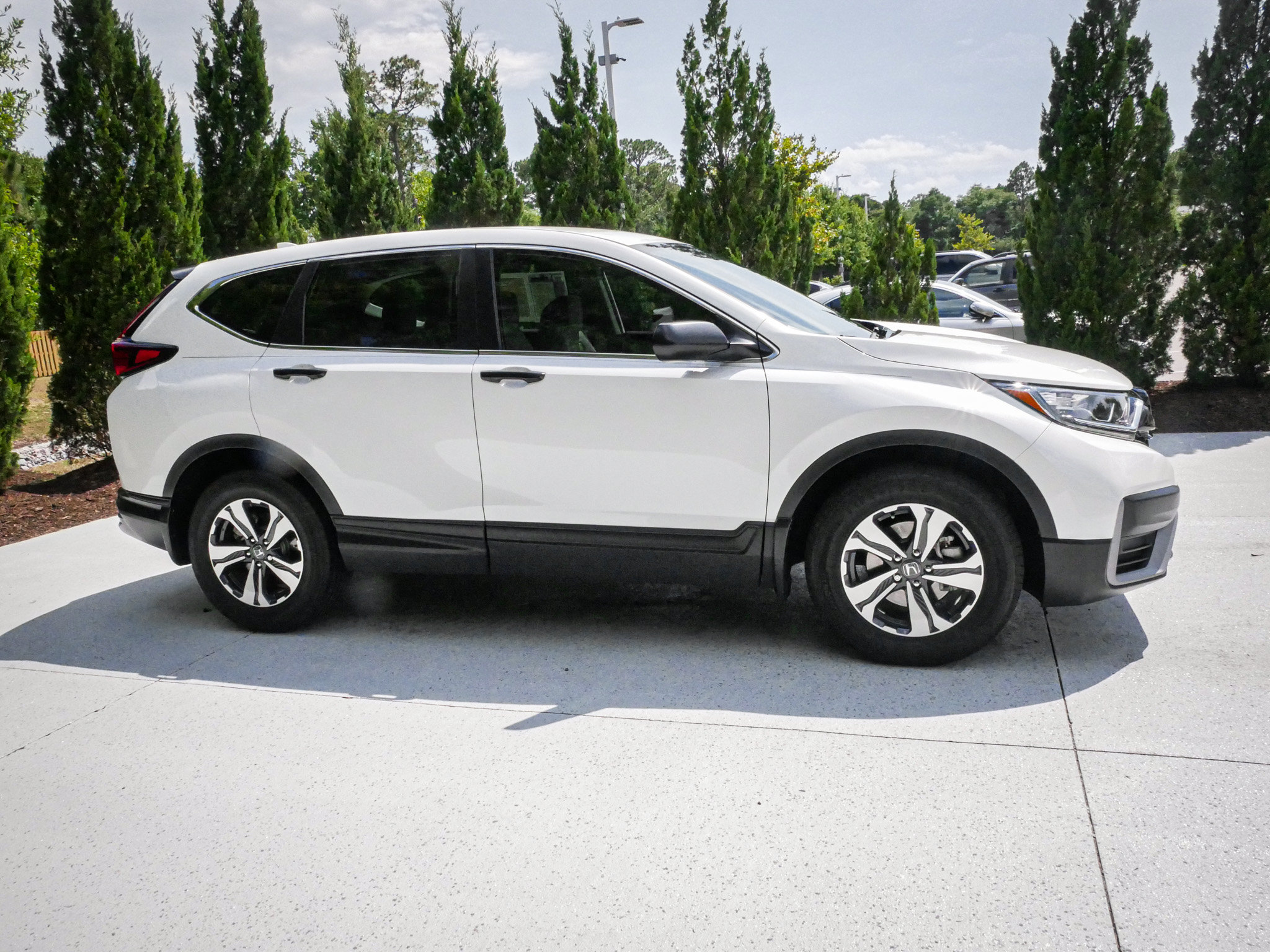 Used 2020 Honda CR-V LX image 11