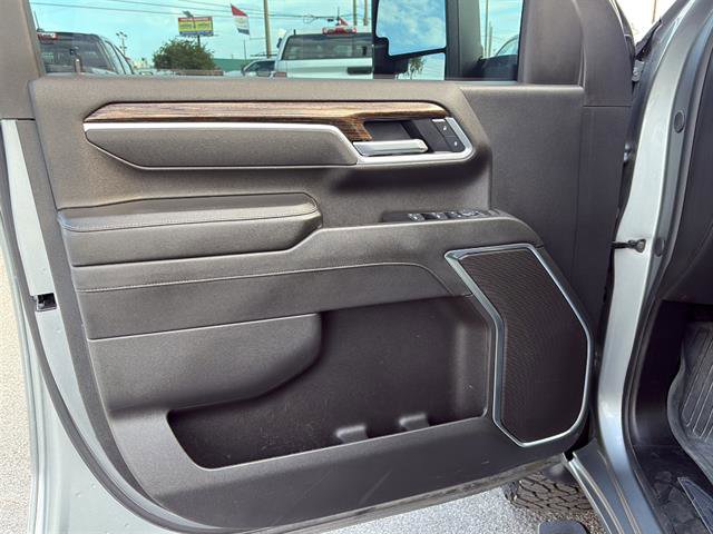 Used 2025 GMC Sierra 2500 SLE w/ SLE Value Package; AWD/4WD image 30