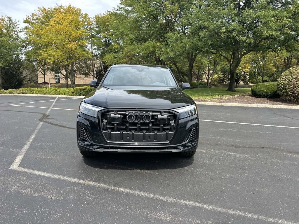 New 2025 Audi Q7 2.0T Premium image 2