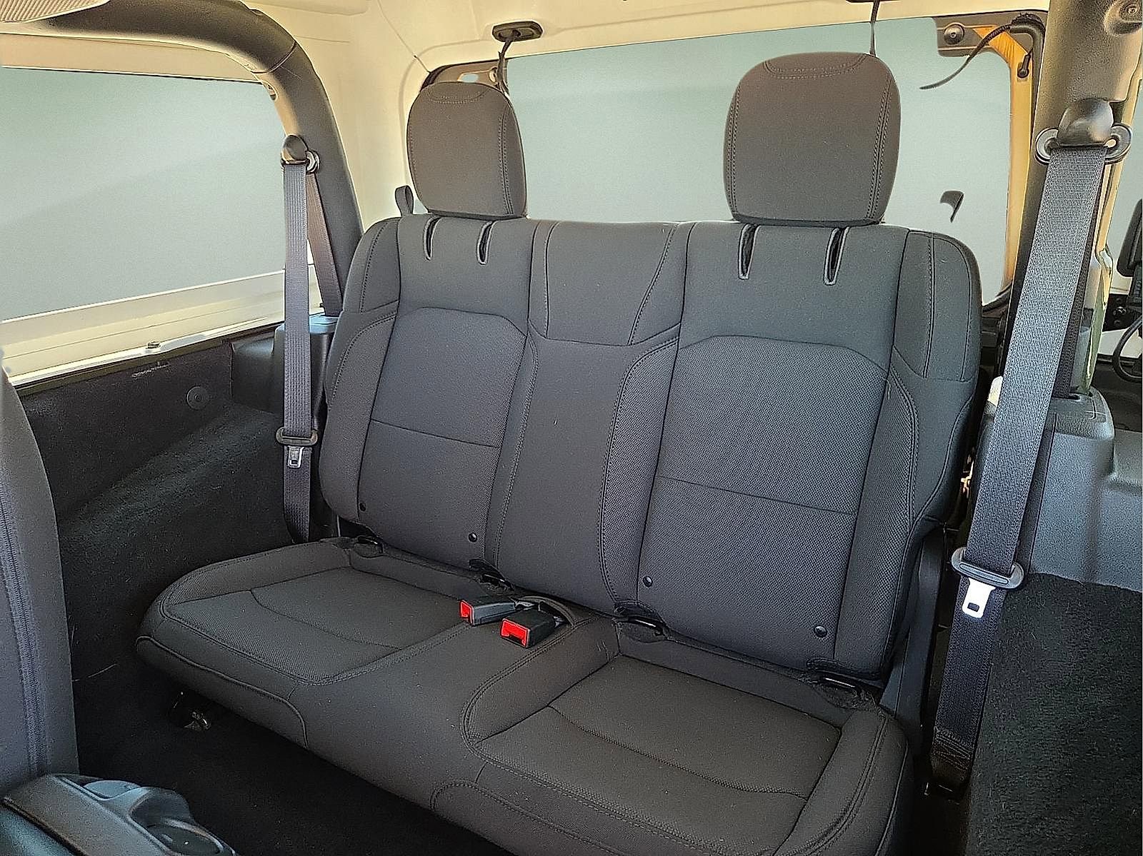 Used 2023 Jeep Wrangler Sport S image 10