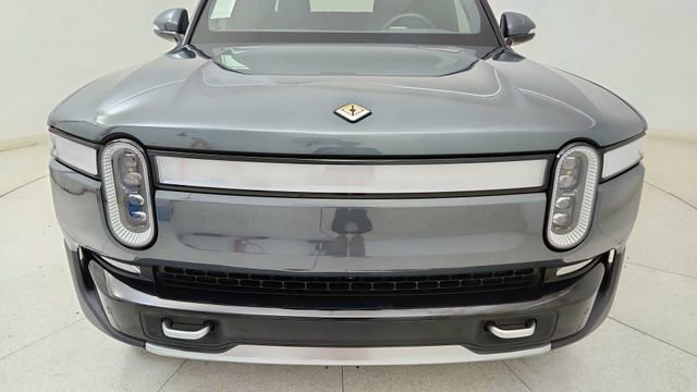 Used 2024 Rivian R1T Adventure image 8