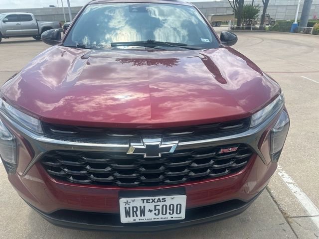 Used 2024 Chevrolet Trax RS FWD image 4