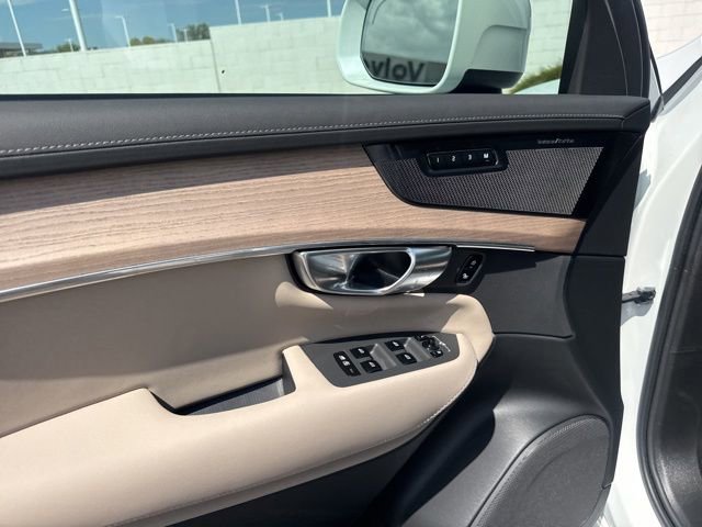New 2026 Volvo XC90 B6 Plus w/ Protection Package Premier image 12