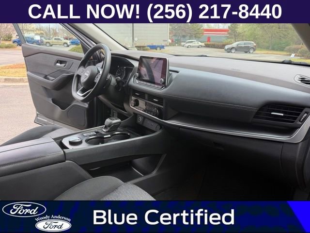 Used 2023 Nissan Rogue SV image 24