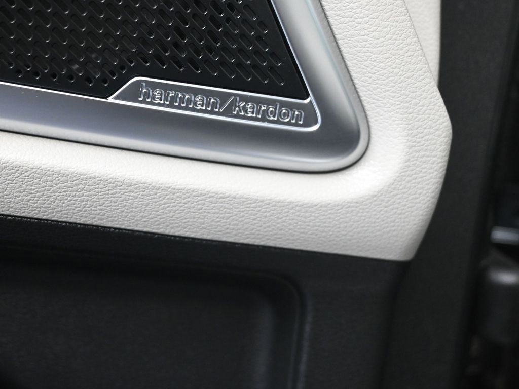 Used 2023 Kia Telluride SX Prestige image 11