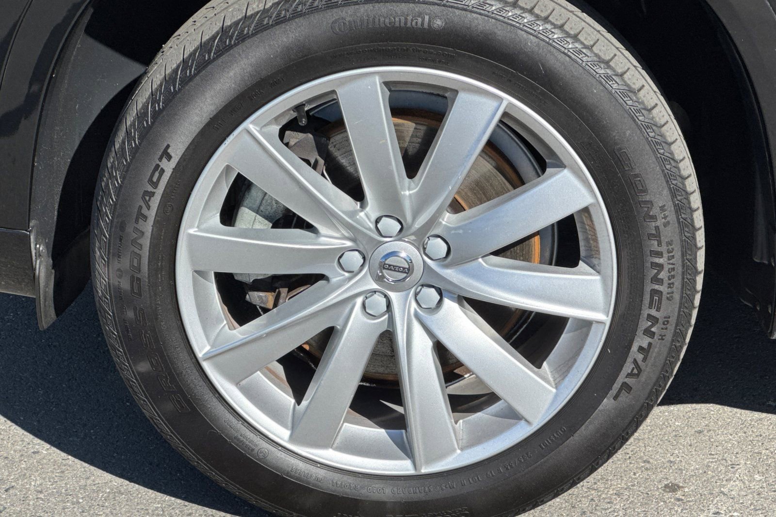 Used 2017 Volvo XC90 T6 Momentum AWD/4WD image 11