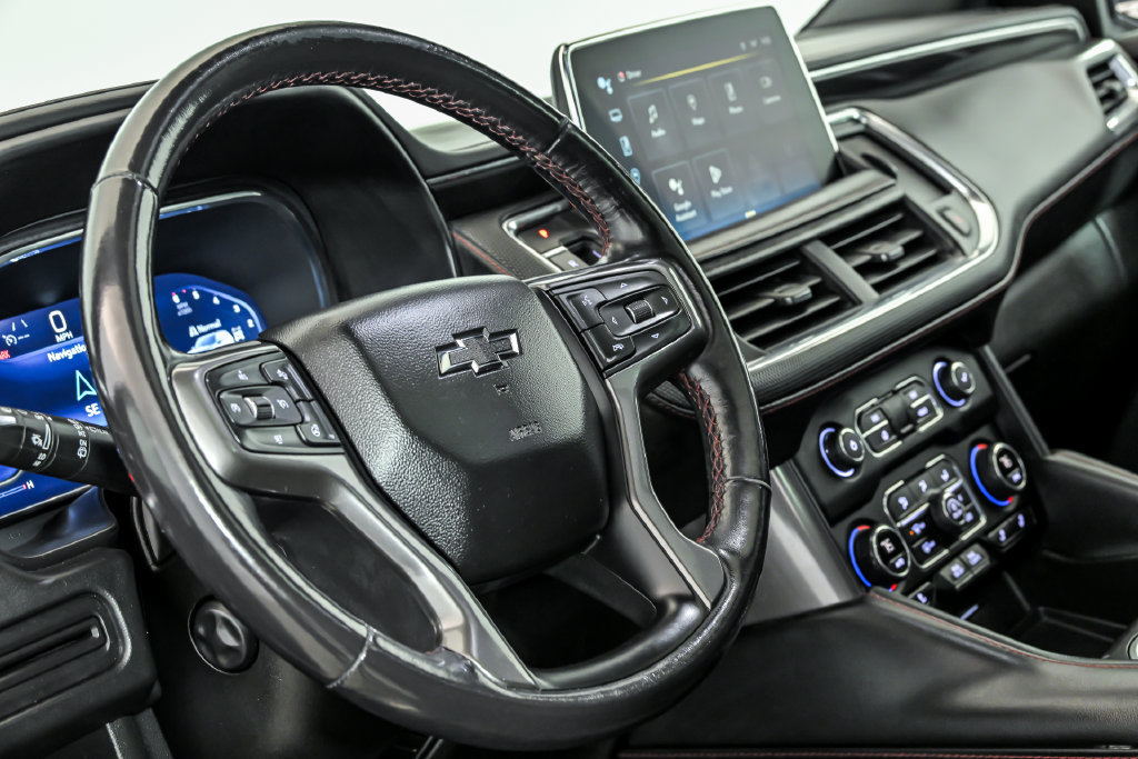 Used 2022 Chevrolet Tahoe RST w/ Luxury Package AWD/4WD image 17