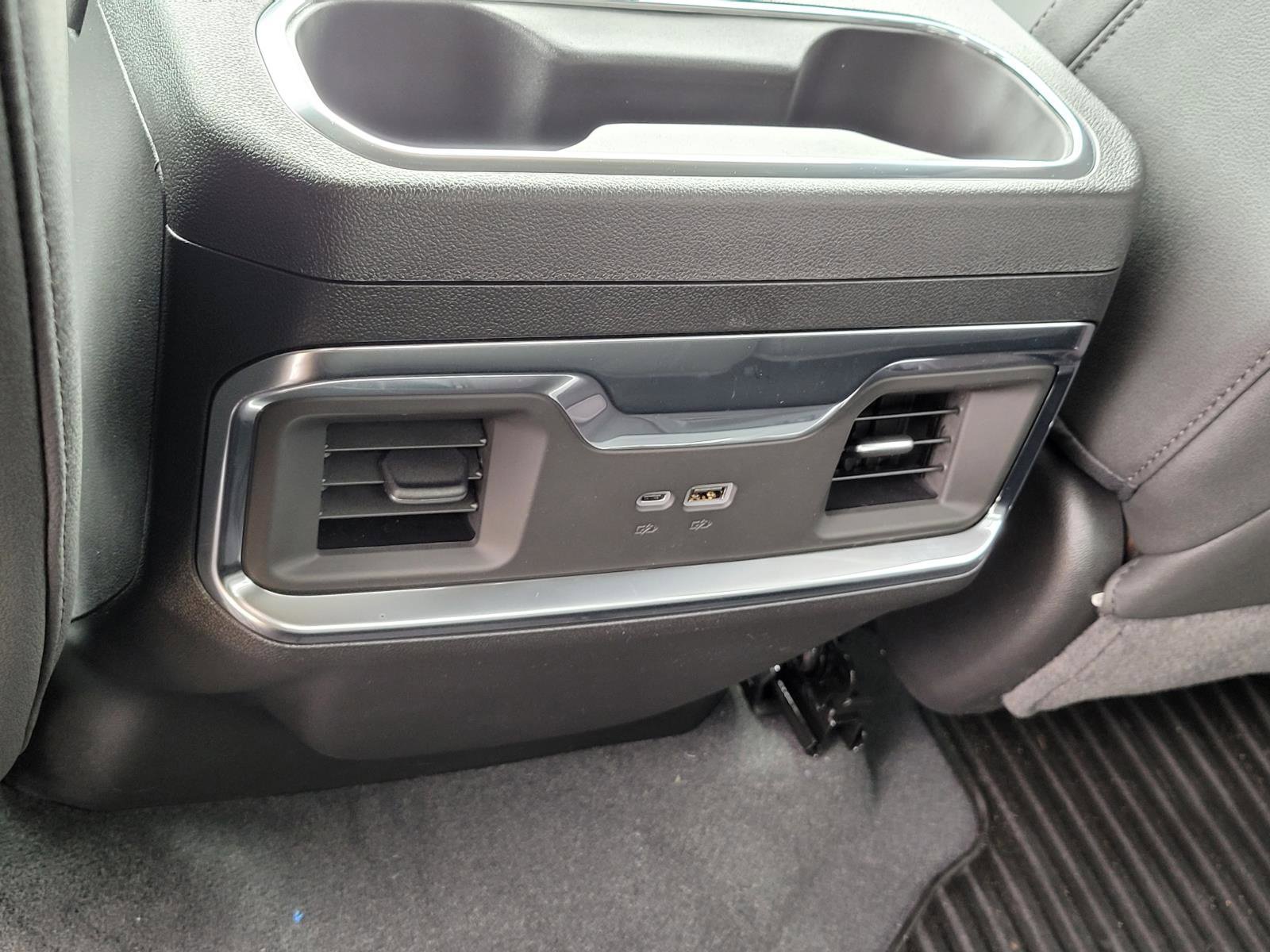 New 2026 Chevrolet Silverado 1500 LTZ w/ Z71 Off-Road Package AWD/4WD image 12