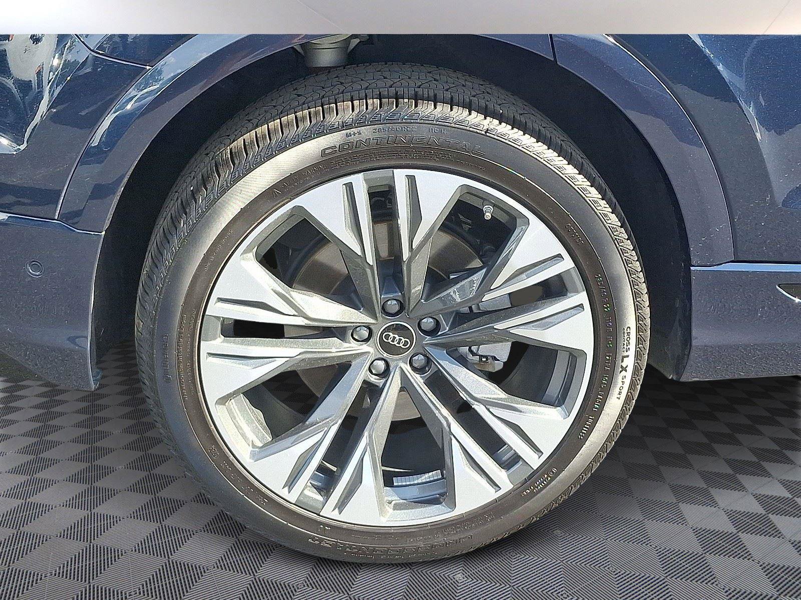 Certified 2025 Audi Q8 Premium Plus w/ Premium Plus Package image 7