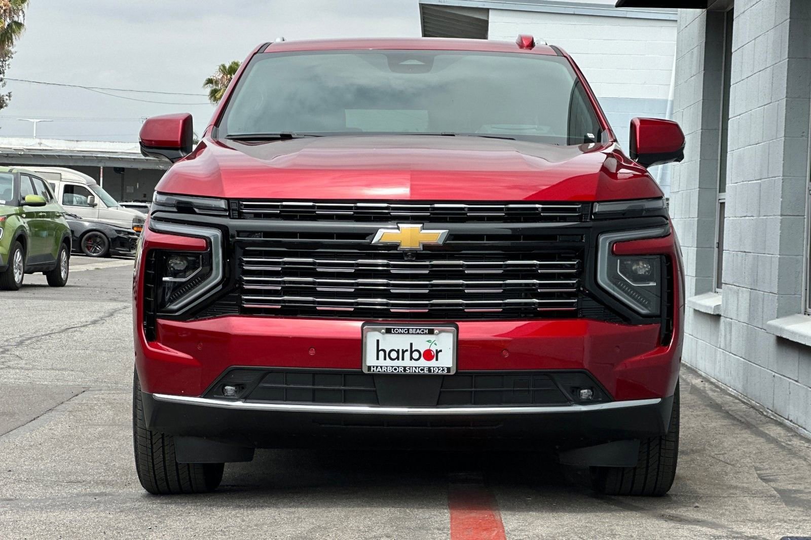 New 2025 Chevrolet Suburban High Country image 9