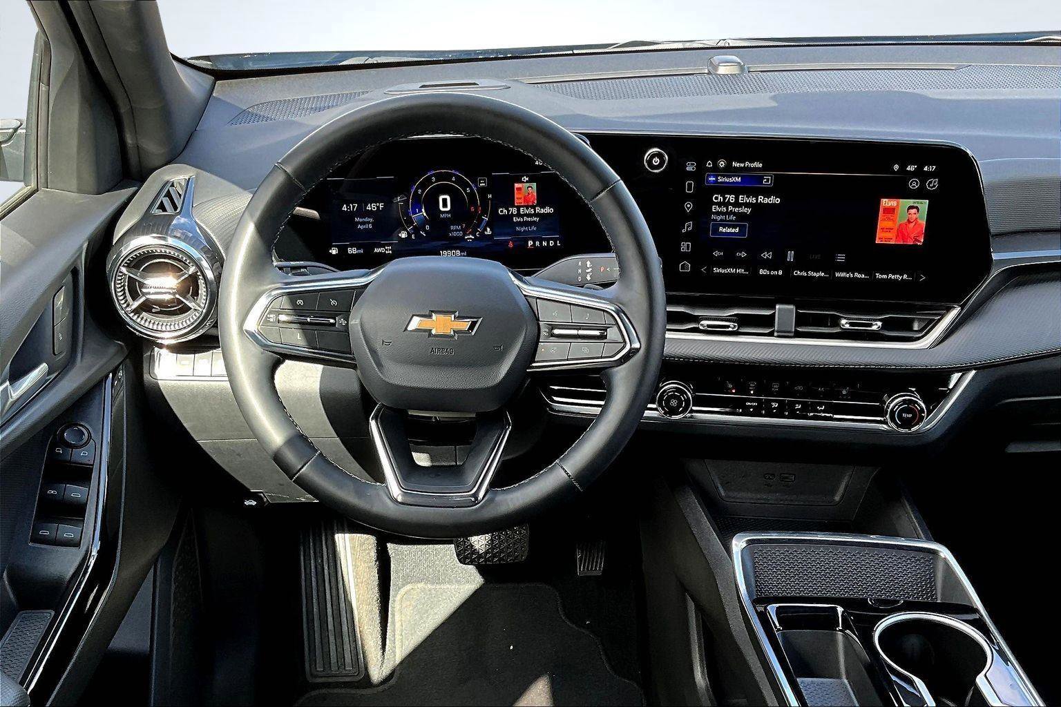 Used 2025 Chevrolet Equinox LT AWD/4WD image 6