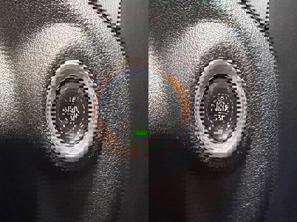 Used 2021 GMC Sierra 1500 Elevation image 25