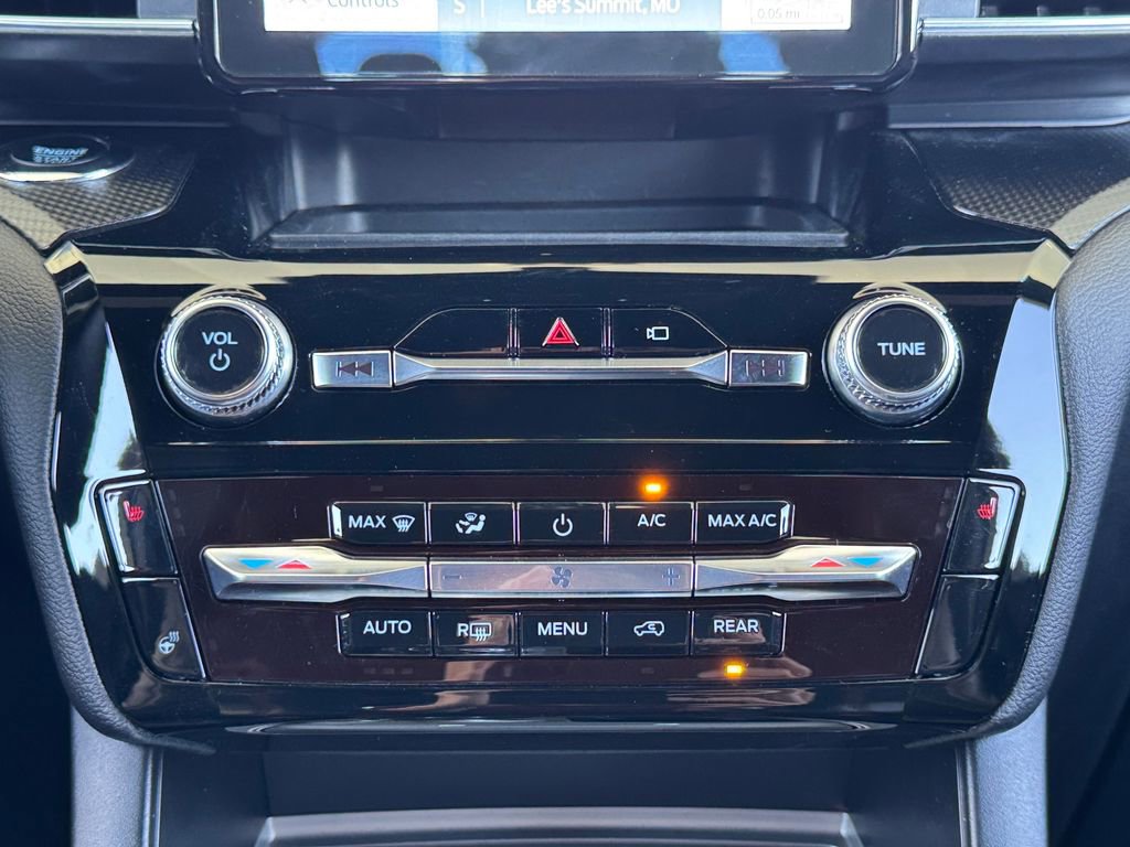 Used 2023 Ford Explorer ST-Line w/ Class IV Trailer Tow Package AWD/4WD image 22