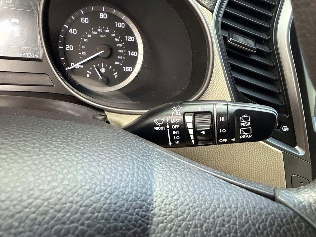 Used 2018 Hyundai Santa Fe Sport w/ 2.4L Value Package 02 image 40