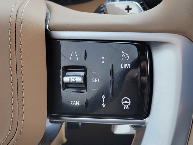 Used 2025 Land Rover Range Rover Long Wheelbase Autobiography AWD/4WD image 41