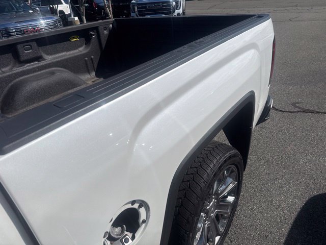 Used 2018 GMC Sierra 1500 Denali w/ Denali Ultimate Package AWD/4WD image 4