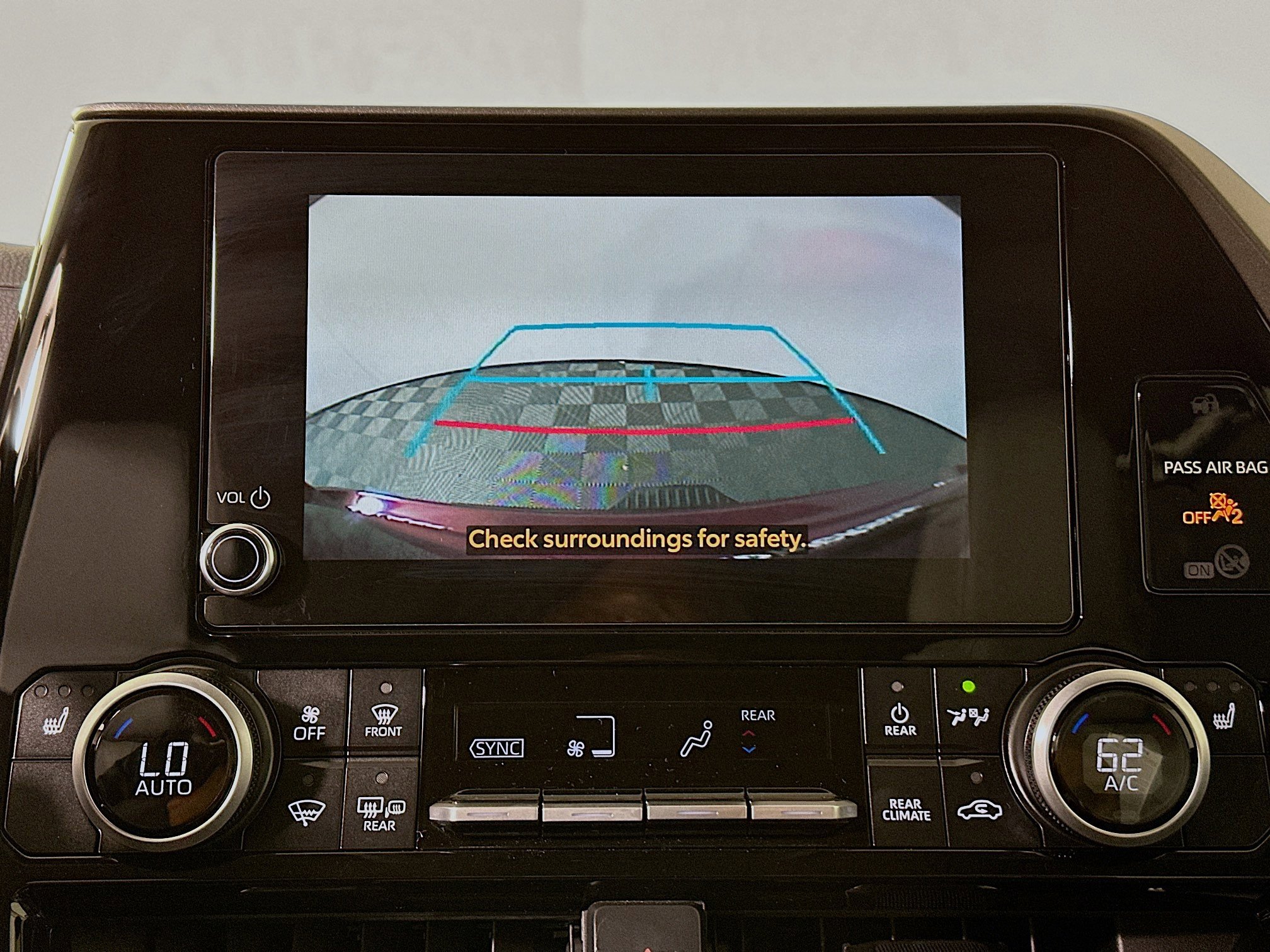 Used 2026 Toyota Highlander XLE image 25