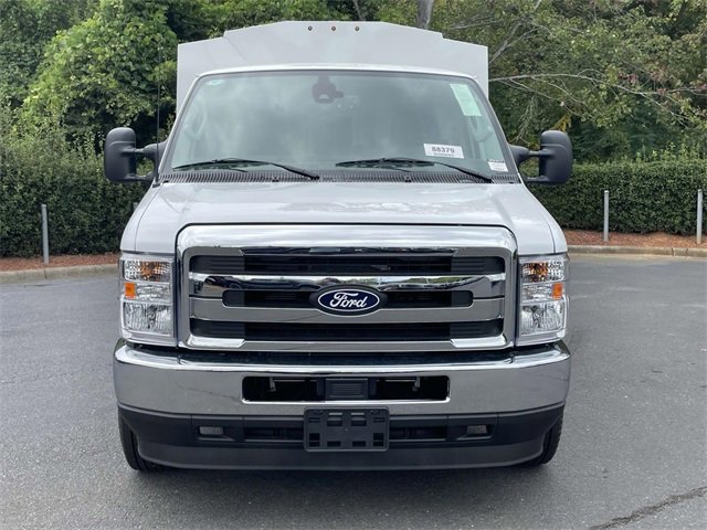 New 2026 Ford E-350 and Econoline 350 Super Duty w/ Power Equipment Group image 2
