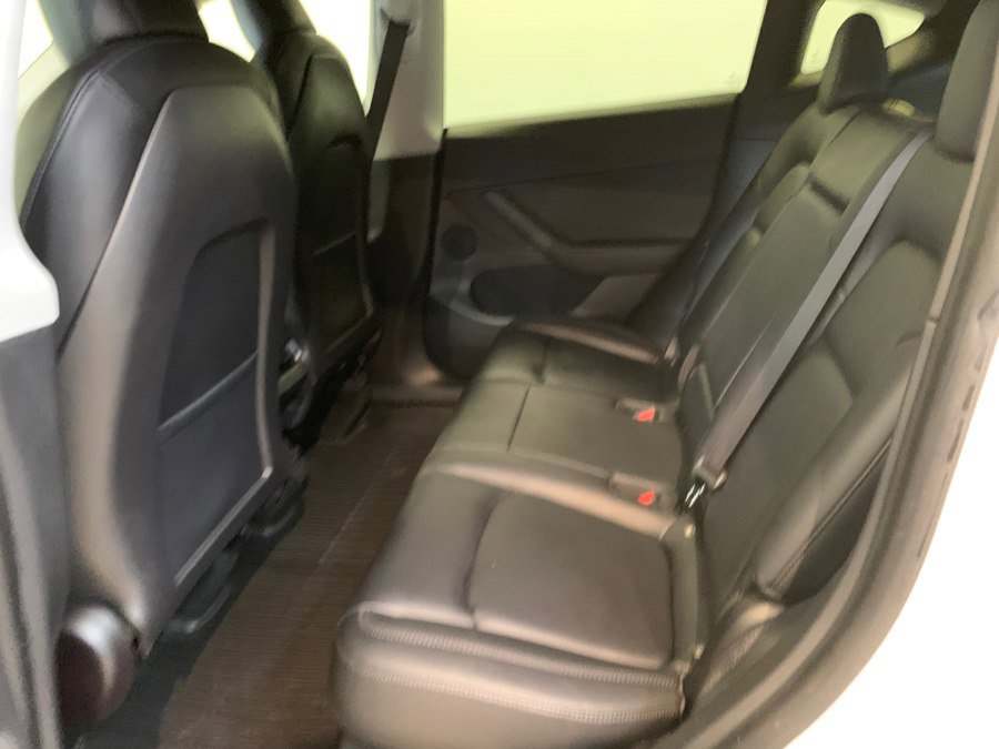 Used 2021 Tesla Model Y Long Range image 42