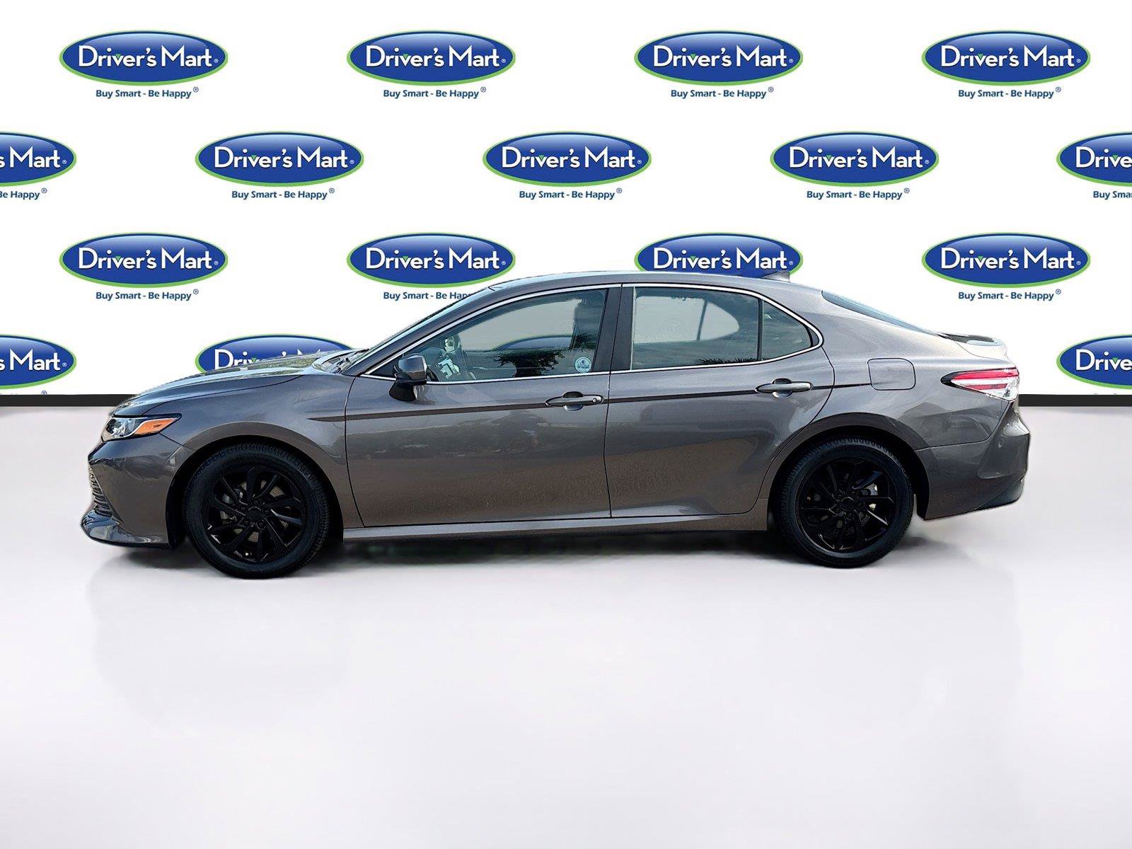 Used 2020 Toyota Camry LE FWD image 4
