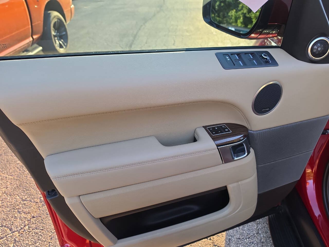Used 2014 Land Rover Range Rover Sport HSE AWD/4WD image 8