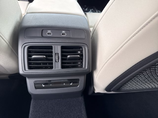 Used 2025 Audi Q5 Prestige AWD/4WD image 14