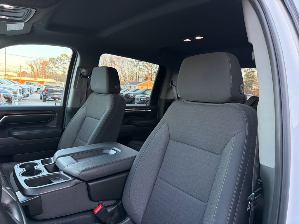 Used 2024 Chevrolet Silverado 2500 LT image 20