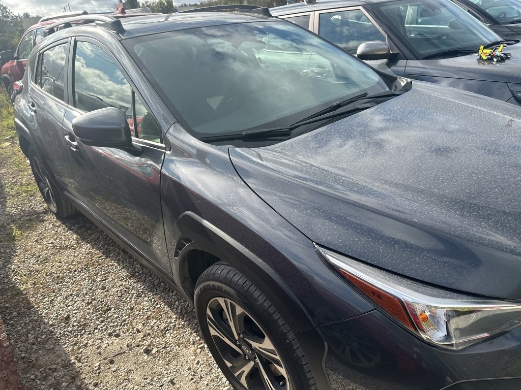 Used 2024 Subaru Crosstrek 2.0i Premium image 3
