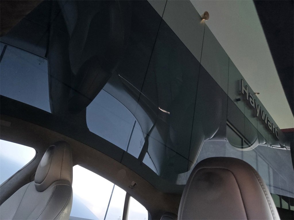 Used 2023 Tesla Model S image 22