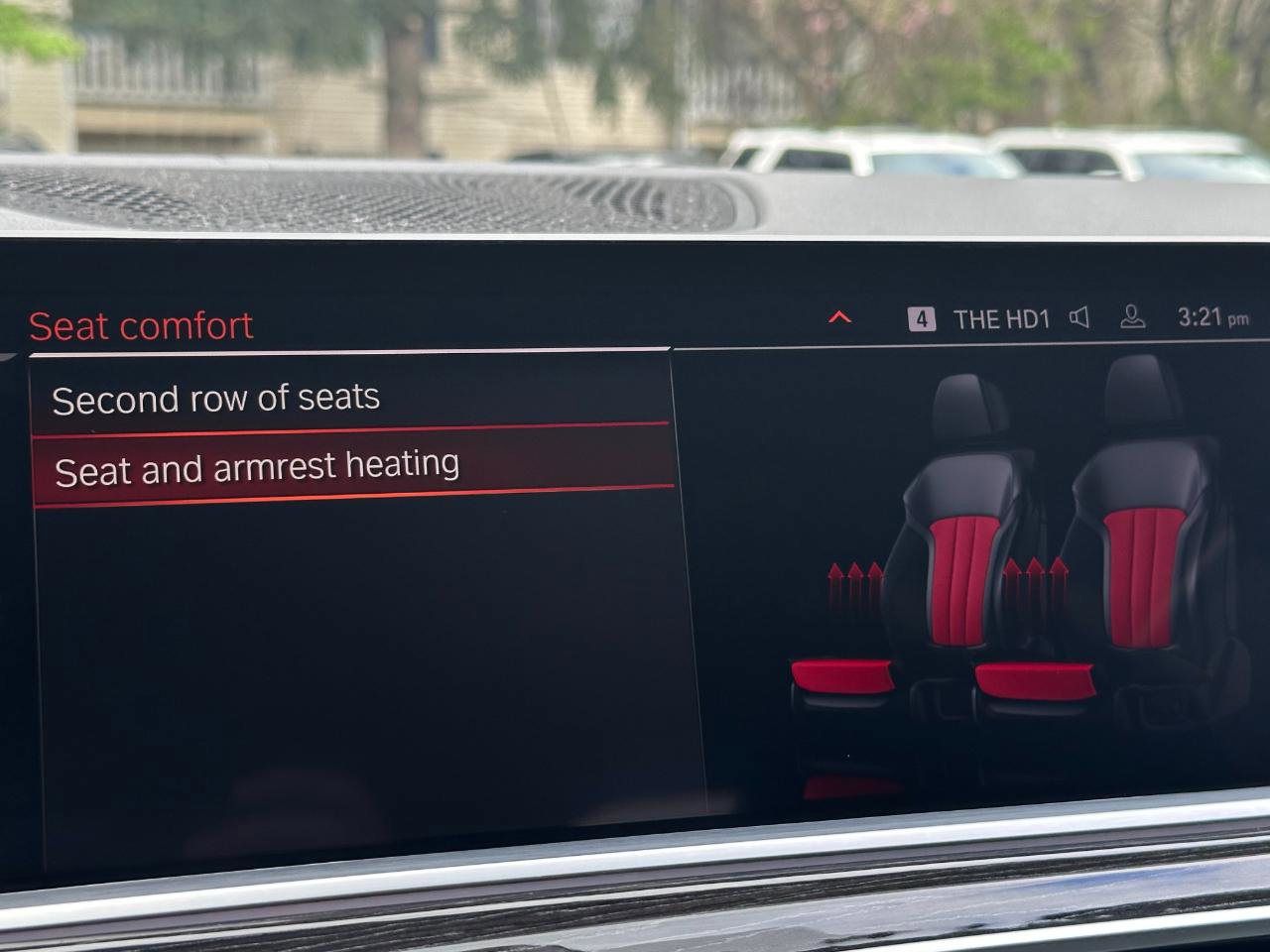 Used 2020 BMW X7 xDrive40i w/ M Sport Package AWD/4WD image 22