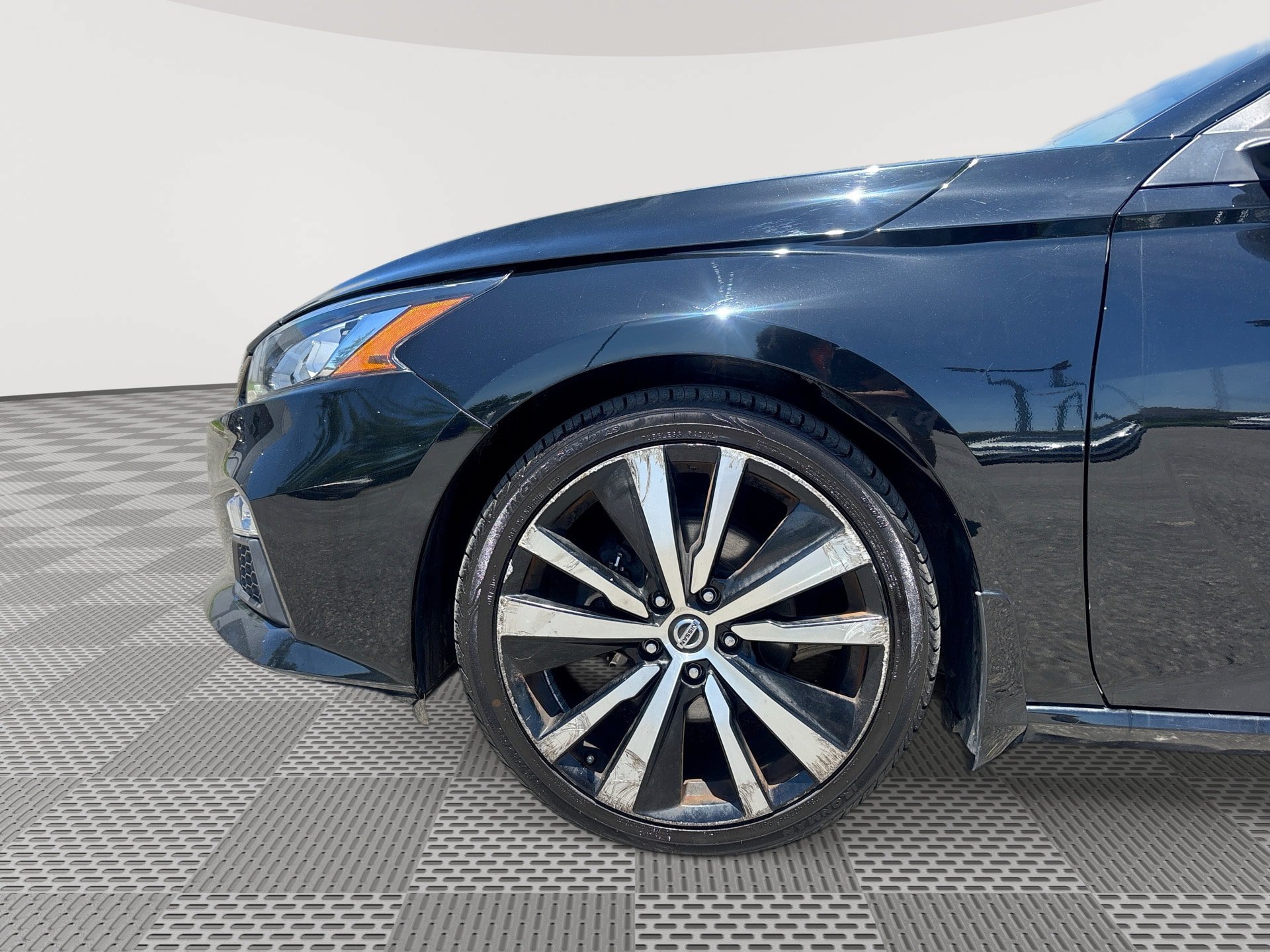 Used 2021 Nissan Altima 2.5 SR FWD image 18
