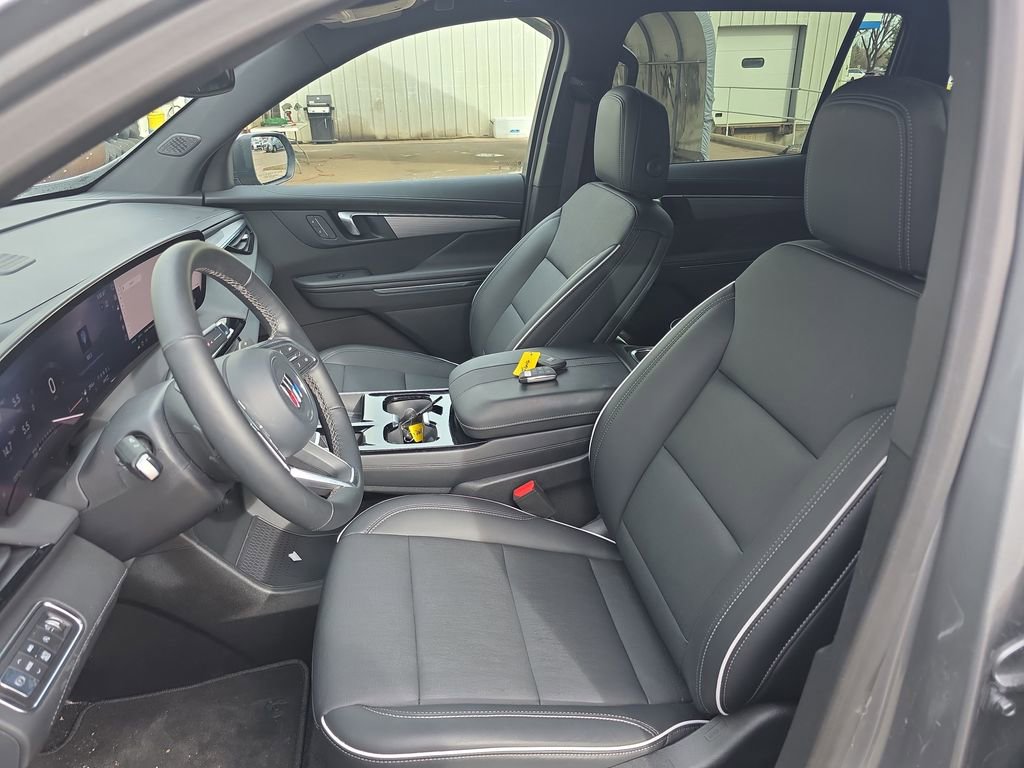 Used 2025 Buick Enclave Preferred image 5