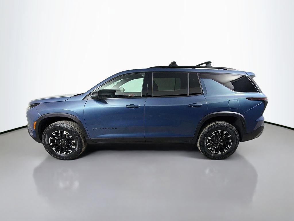 Used 2025 Chevrolet Traverse Z71 w/ LPO, Floor Liner Package AWD/4WD image 9