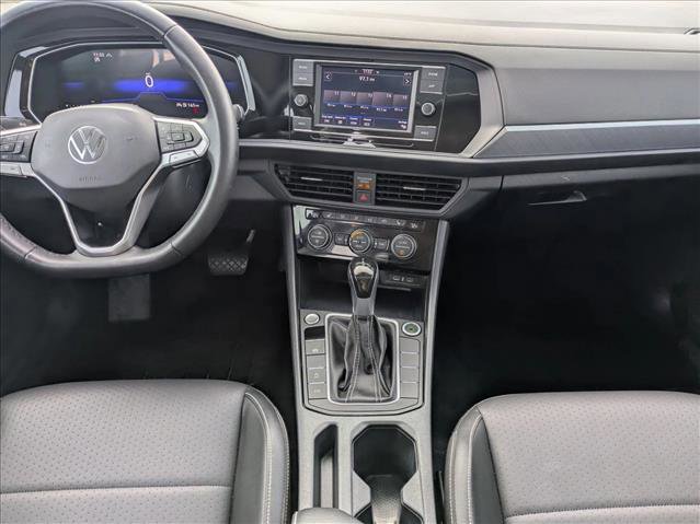 Used 2024 Volkswagen Jetta SE image 17