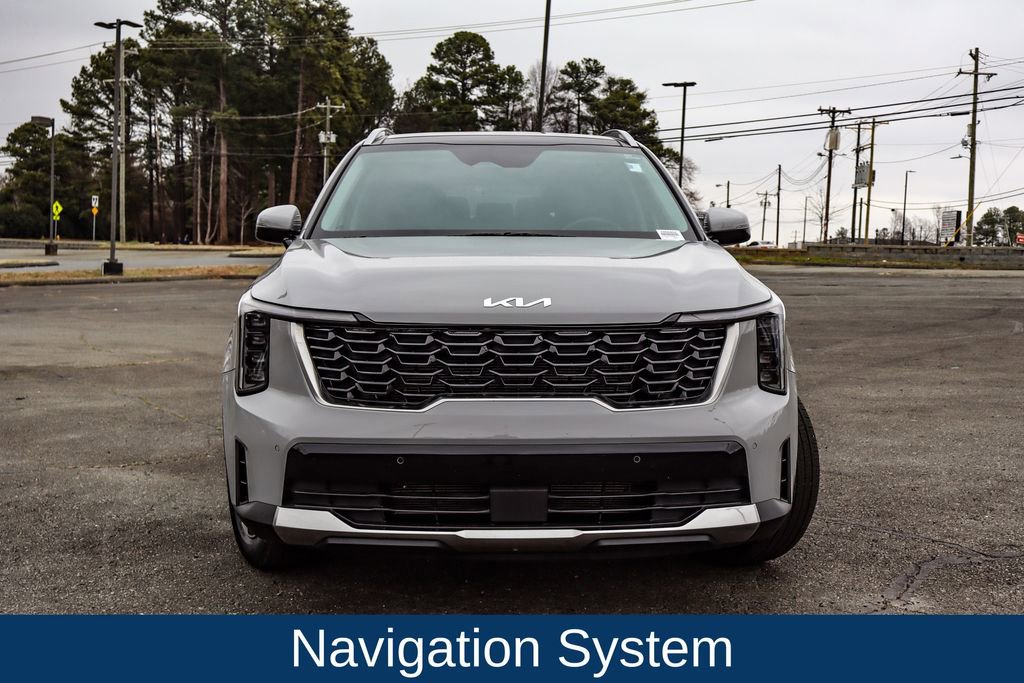 Used 2025 Kia Sorento S w/ Panoramic Sunroof Package image 2
