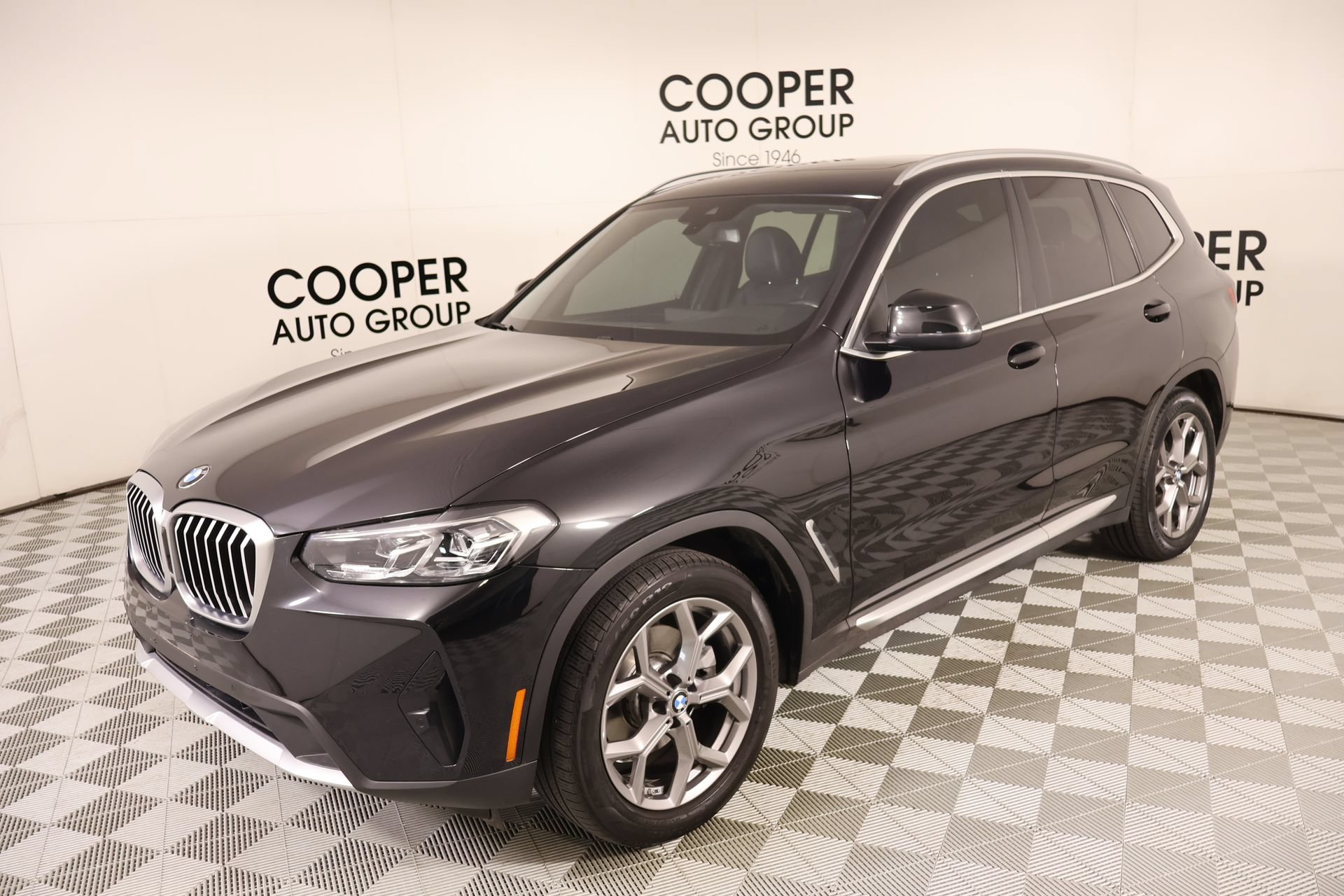 Used 2024 BMW X3 sDrive30i w/ Convenience Package RWD image 11