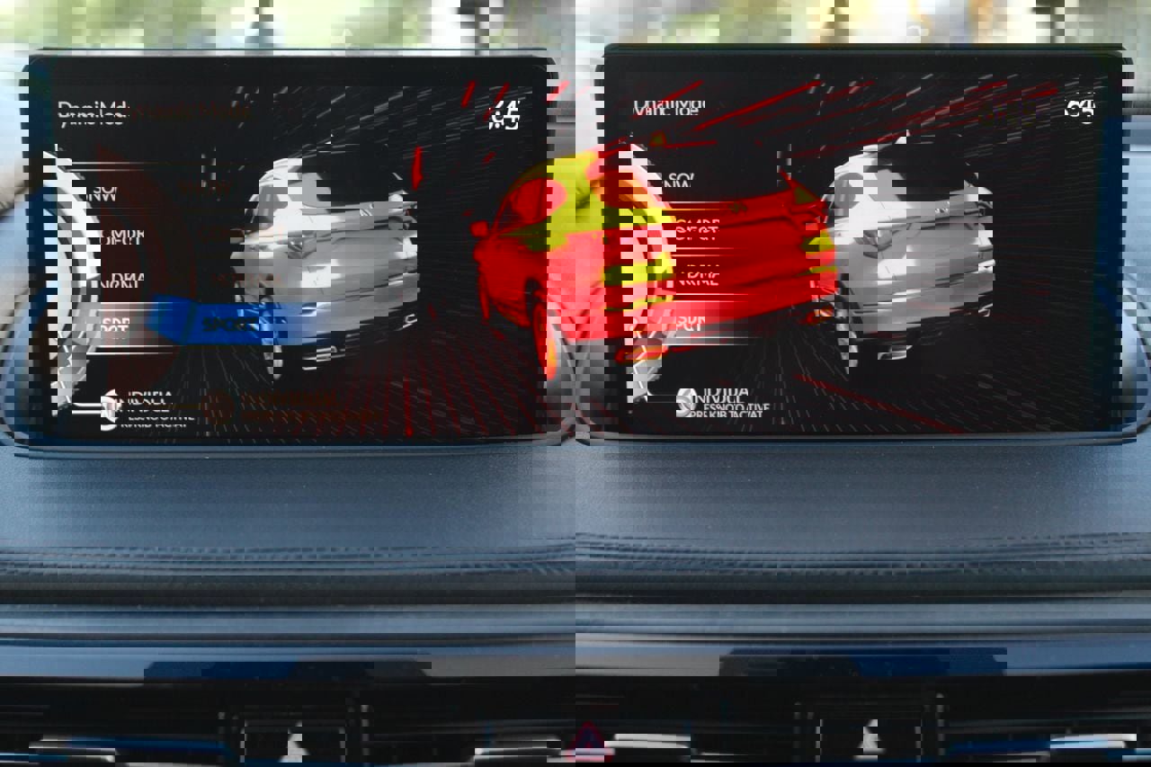 Used 2023 Acura MDX SH-AWD w/ Advance Package image 23