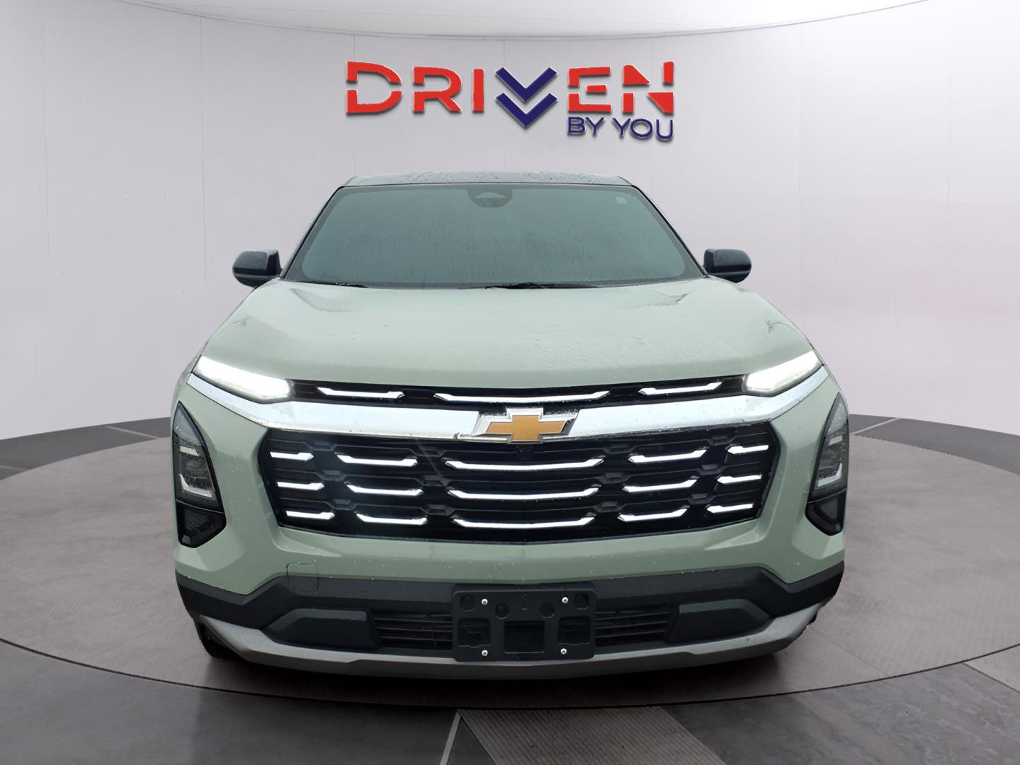 New 2026 Chevrolet Equinox LT w/ Convenience Package II image 8