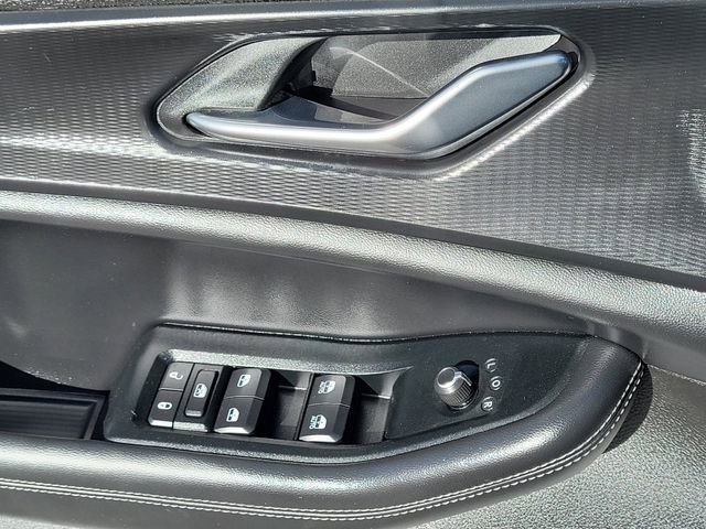 Certified 2025 Jeep Grand Cherokee Laredo image 18