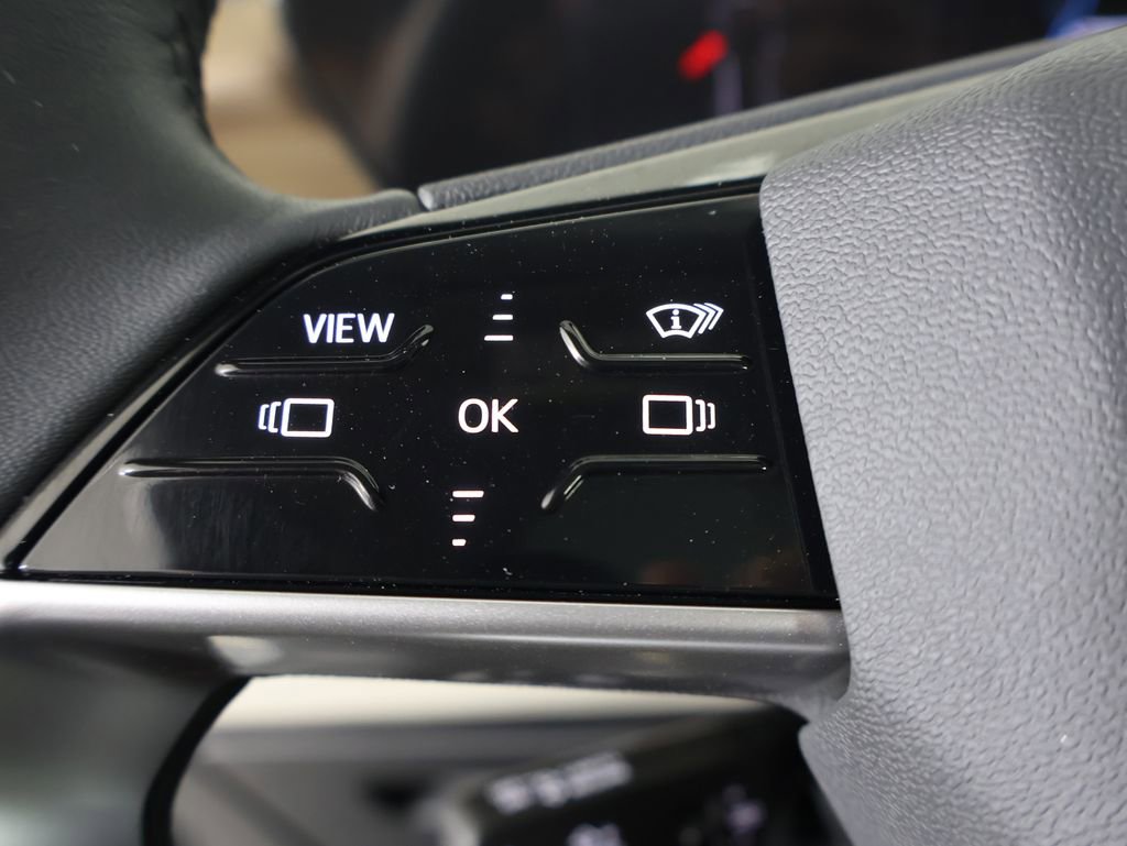 Used 2025 Audi Q6 e-tron Premium Plus w/ Premium Plus image 30