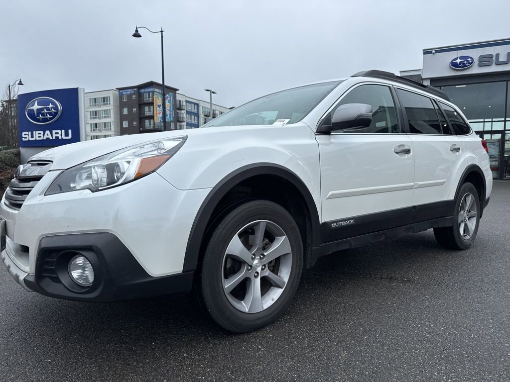 Used 2014 Subaru Outback 2.5i Limited image 3