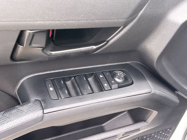 Used 2024 Toyota Tacoma SR5 RWD image 31