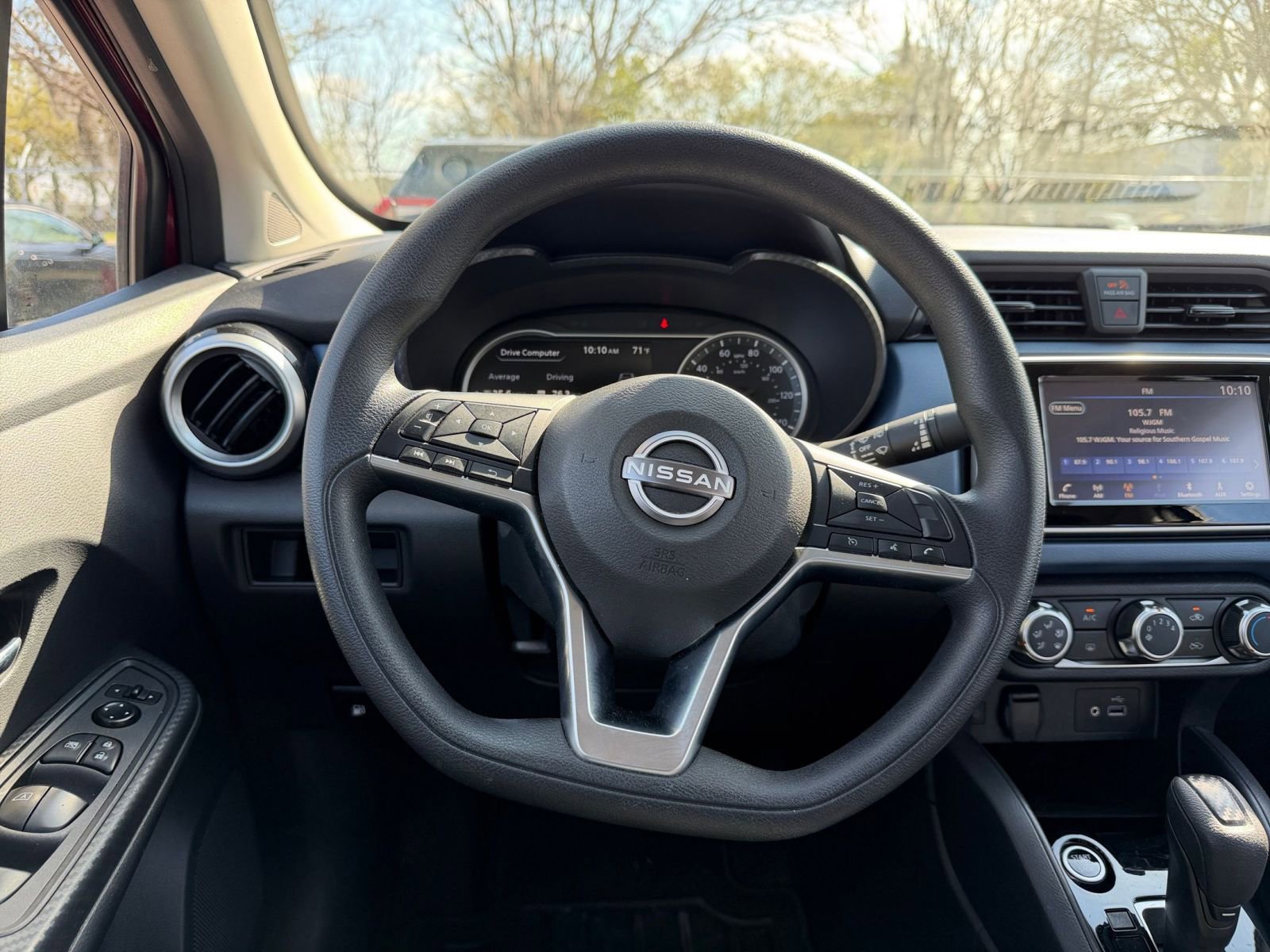 Used 2025 Nissan Versa SV FWD image 25