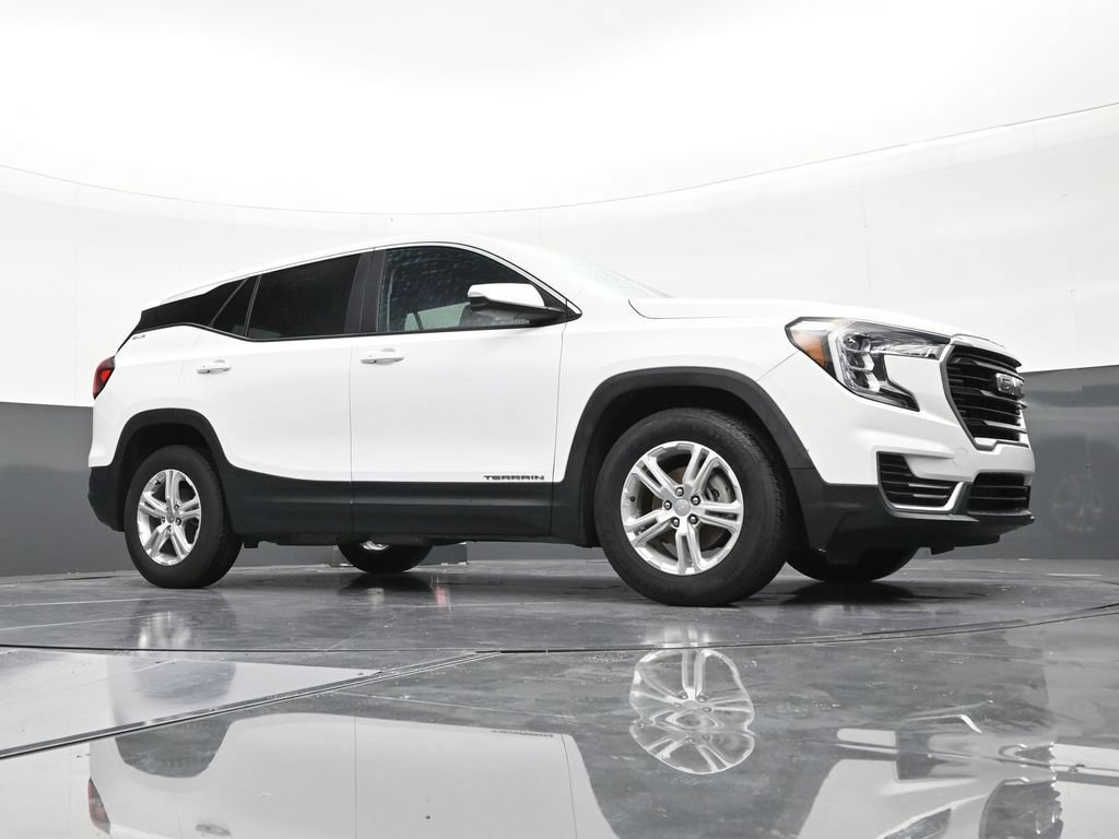 Used 2022 GMC Terrain SLE FWD image 26