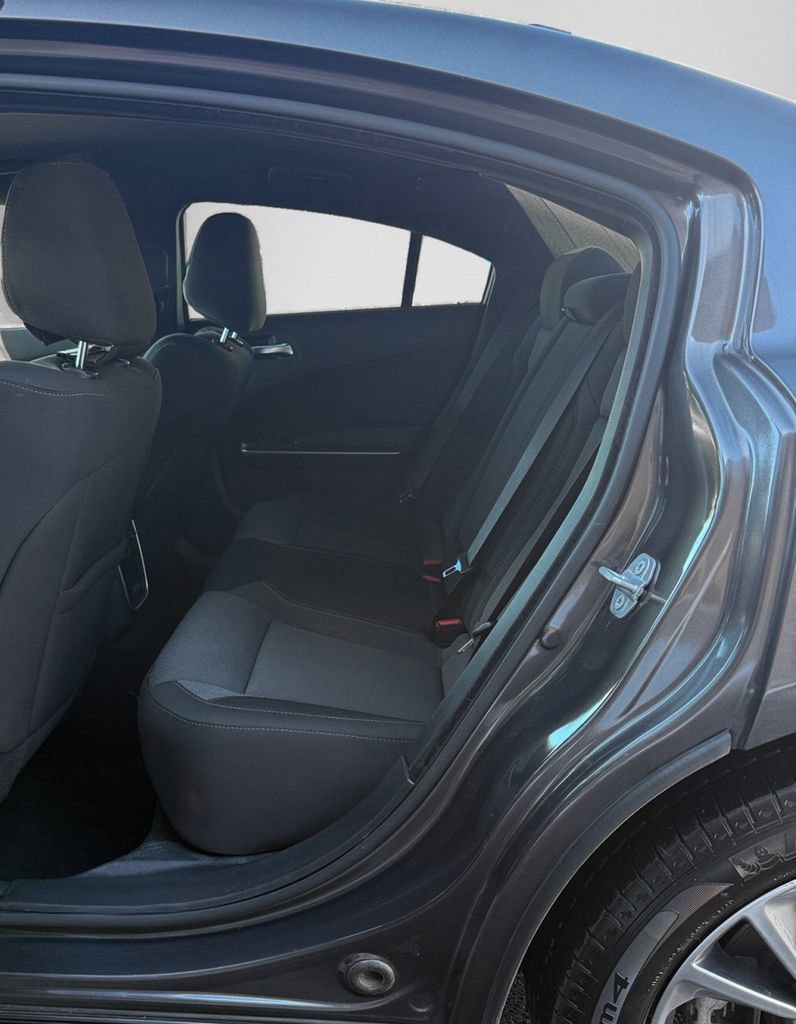 Used 2021 Dodge Charger SXT w/ Driver Convenience Group image 11