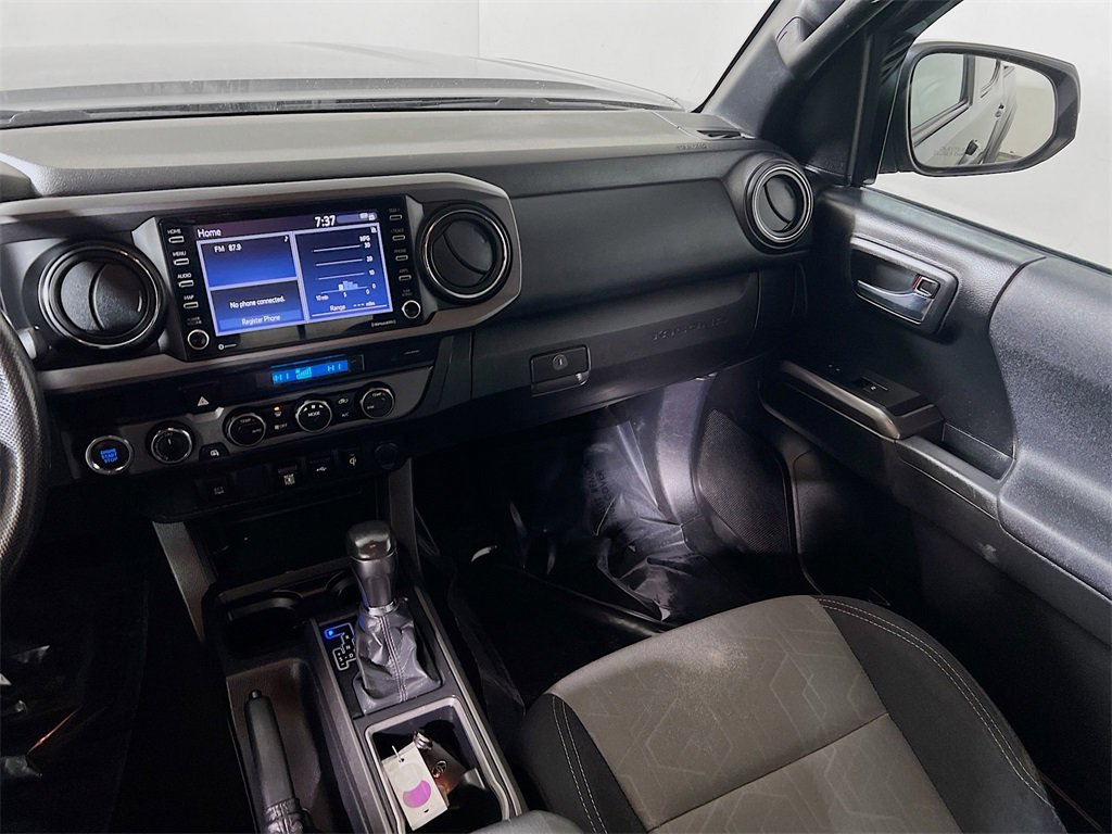 Certified 2022 Toyota Tacoma TRD Off-Road image 21